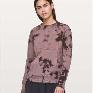 Lululemon Athletica Scuba Crew in Shibori Antique Bark